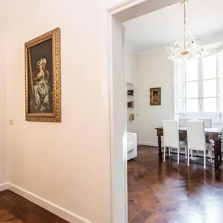 Vatican Large Comfortable Roma